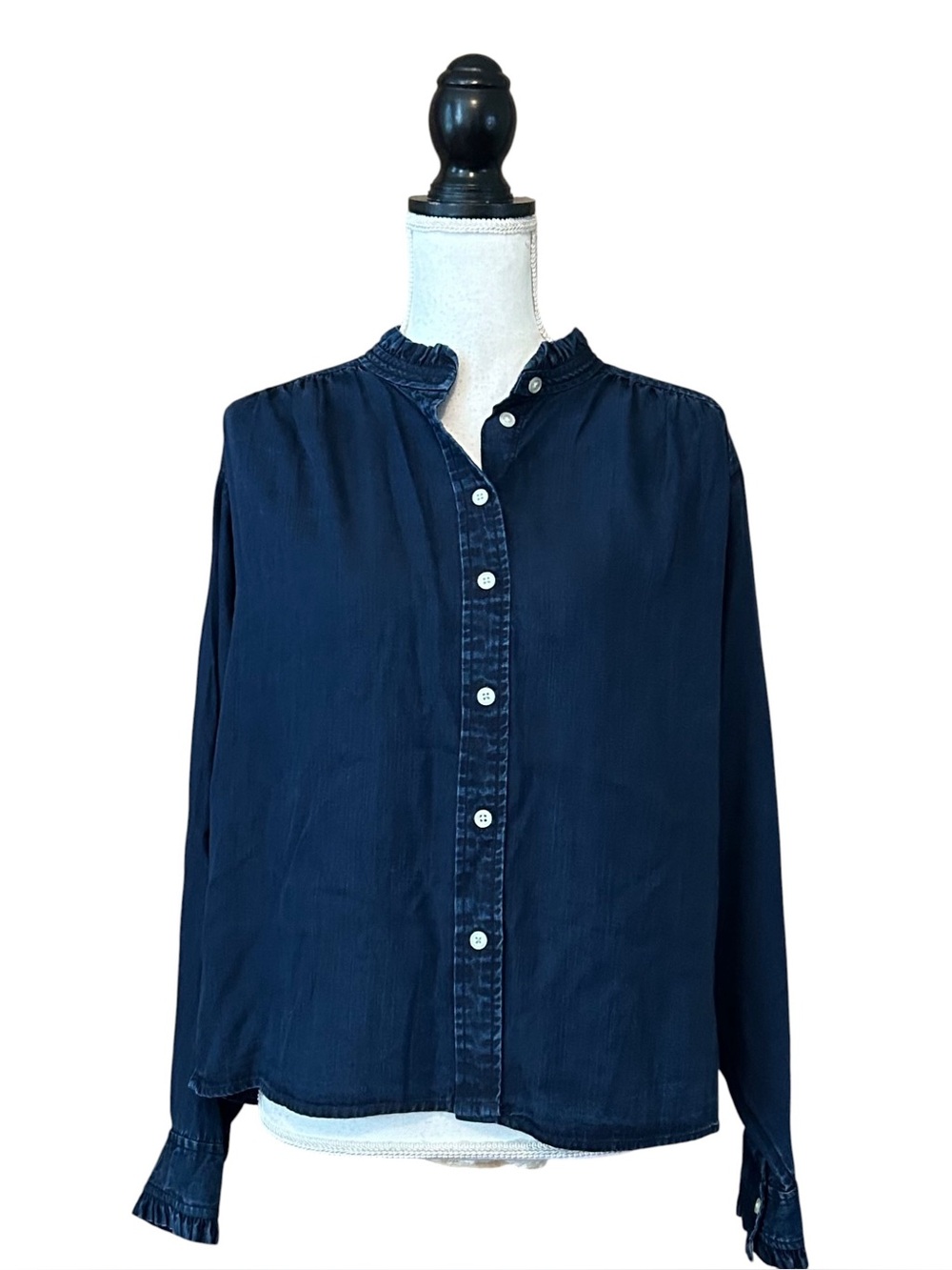 LOFT Ruffle Neck Button Down Long Sleeve Chambray Shirt SZ Small in Dark Wash
